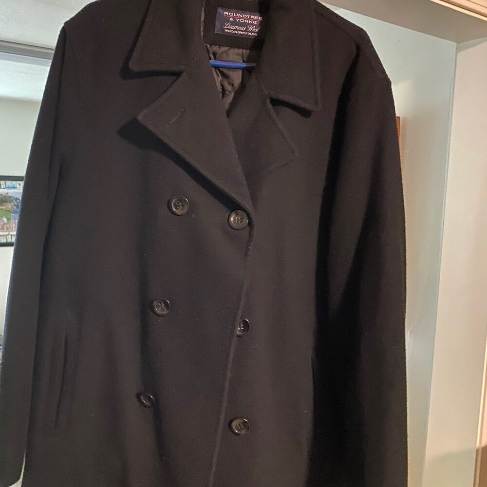 Men's Roundtree & York Luxiourious Wool, Double Breasted, Winter Coat Large